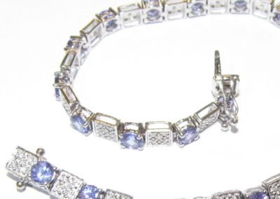 18ct white gold tanzanite and diamond bracelet