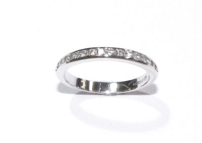 18ct White Gold Diamond Ring