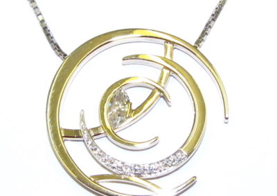 pendant with 3 circles