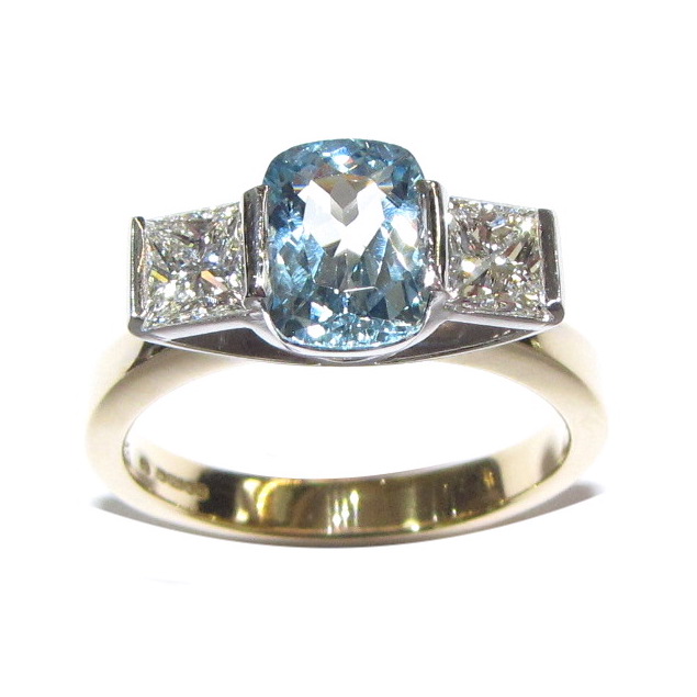 18ct yellow and white gold 3 stone diamond and aquamarine ring