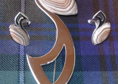 Banded agate kiltpin and cufflinks