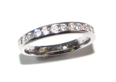 14ct white gold 12 stone diamond ring