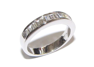18ct white gold channel set diamond ring