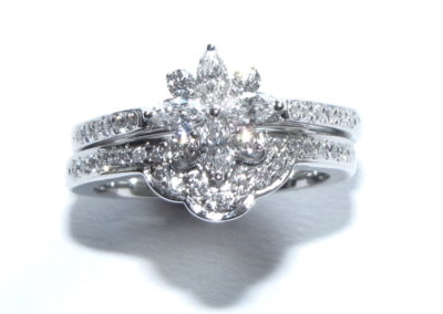 Fitted diamond wedding ring