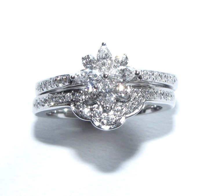 Fitted diamond wedding ring