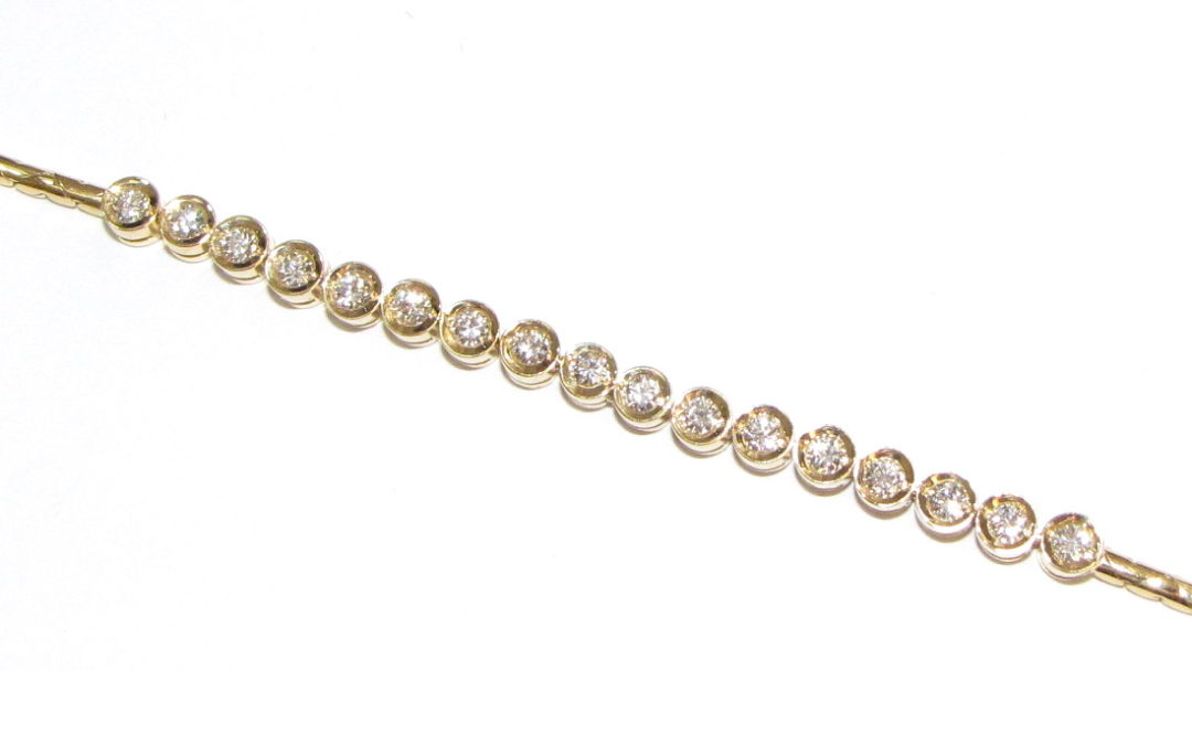 18ct Yellow Gold Diamond Bracelet