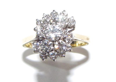 18ct yellow and white gold 19 stone diamond ring