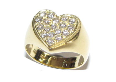 18ct yellow gold pavé set diamond heart ring