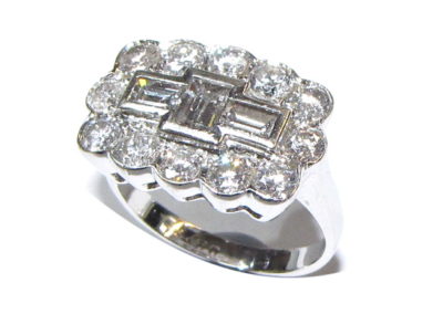 18ct white gold 15 stone diamond ring