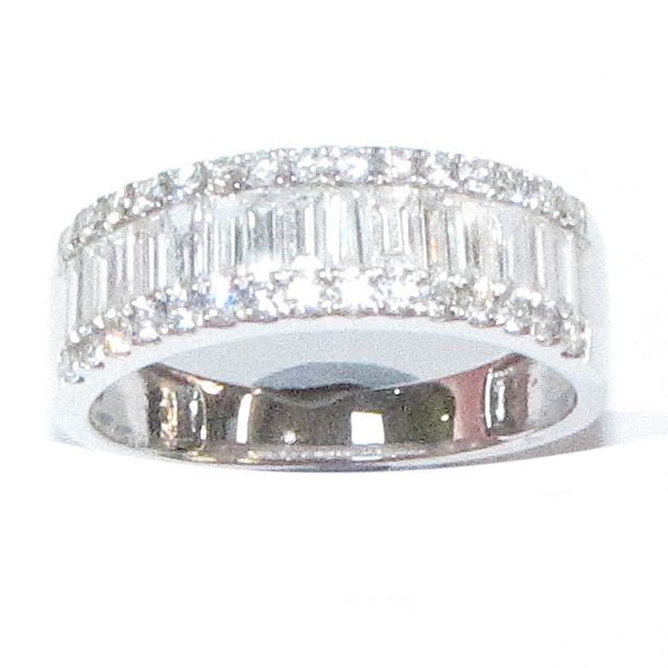 18ct White Gold Diamond Ring