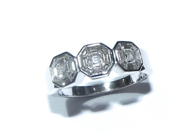 18ct White Gold Diamond Ring