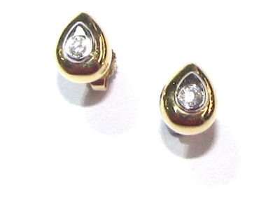 18ct Yellow and White Gold Diamond Earrings