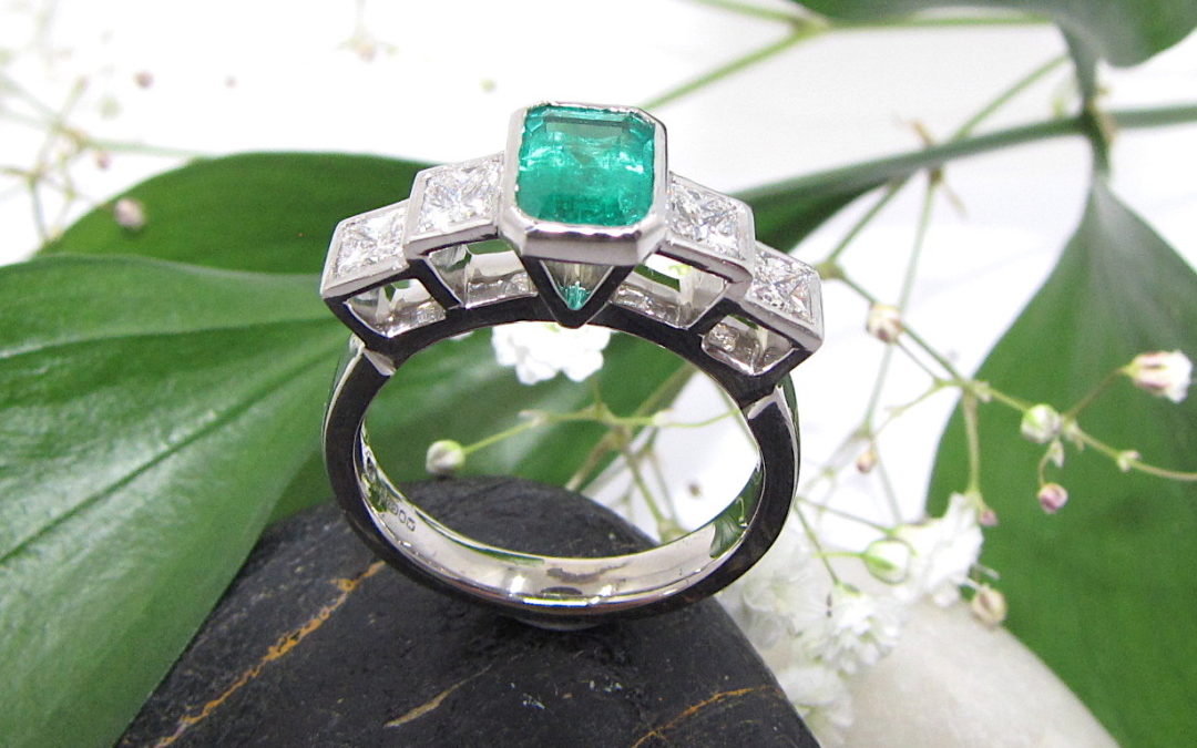 18ct white gold emerald and diamond ring