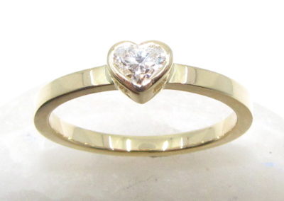 Heart shape diamond ring