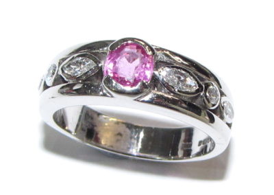 18ct white gold 7 stone diamond and pink sapphire ring