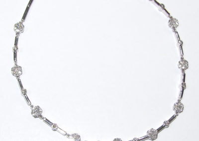 18ct white gold diamond cluster necklace