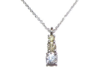 3 diamond pendant