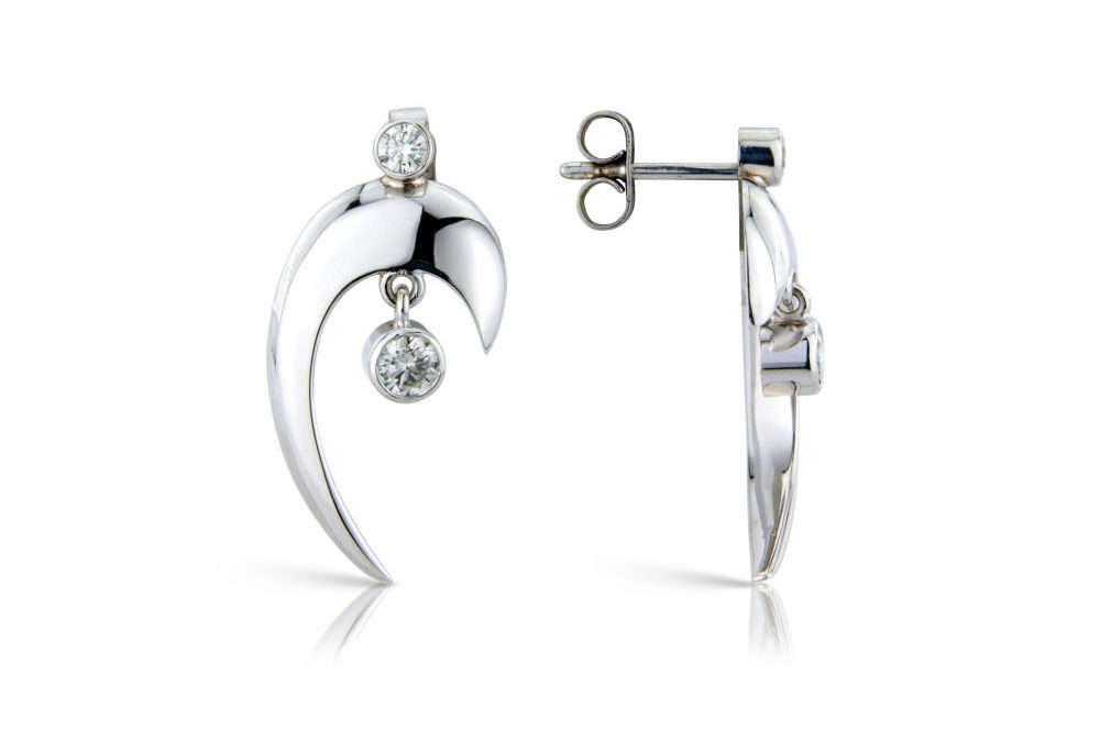 18ct white gold and diamond movement and light earrings